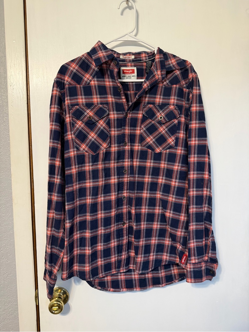 Wrangler Navy and Red Plaid Button-Down Shirt